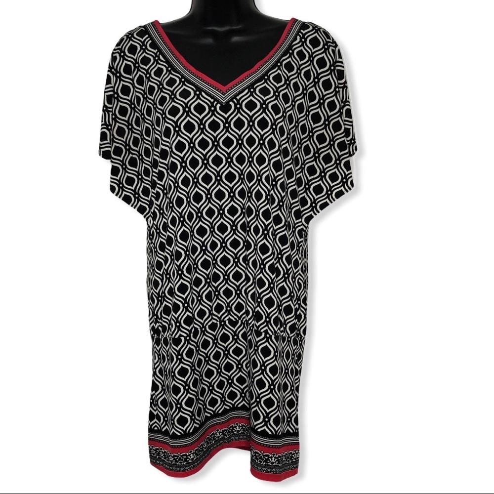 WHITE HOUSE BLACK MARKET v-neck tunic | S